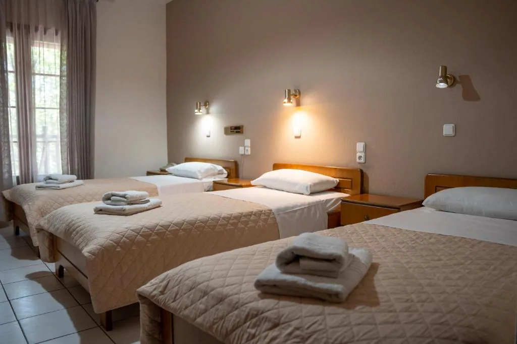 Triple Room — Pineas Kalambaka